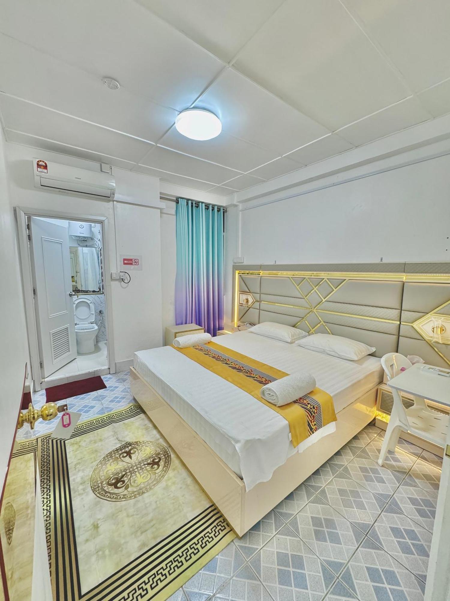 Ontrack Travel Transit Hotel Male Zewnętrze zdjęcie